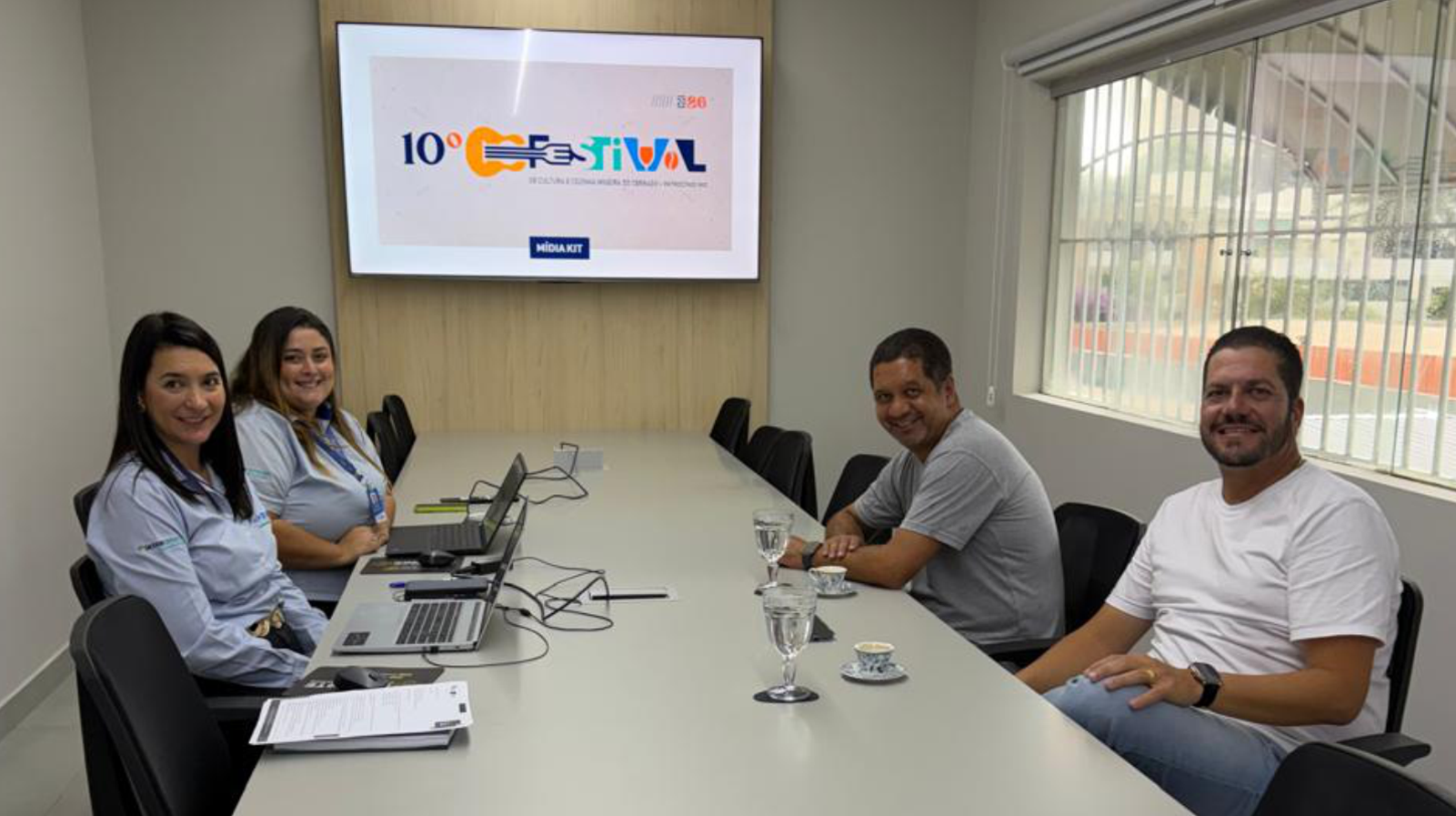 Diretores das ACIP/CDL se reúnem para alinhar ações comerciais