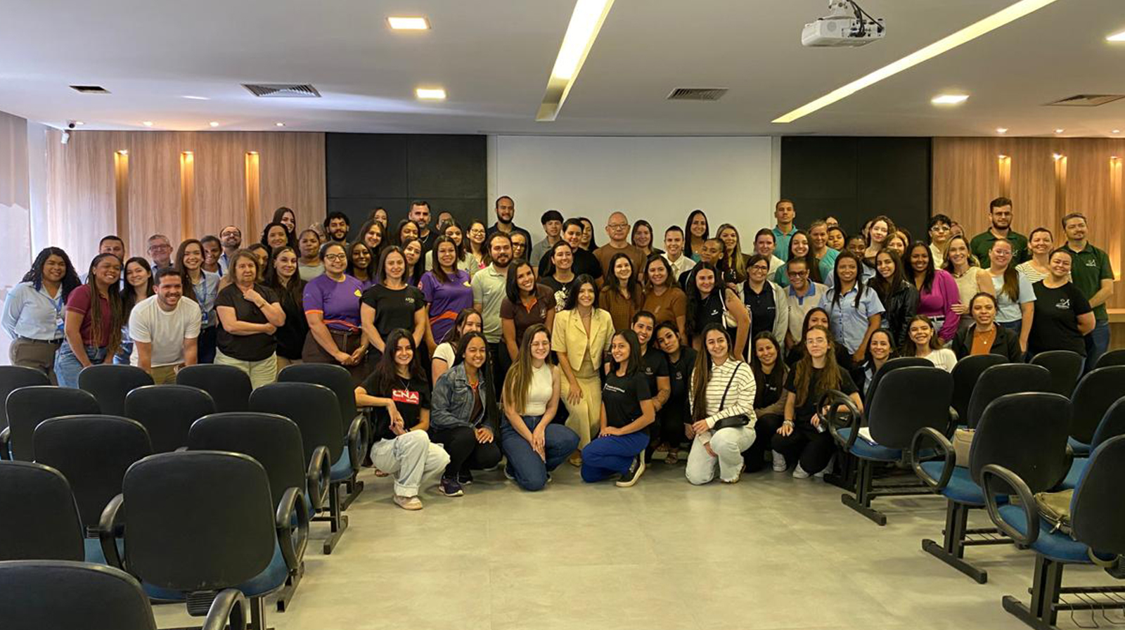 Treinamento de Excelência no Atendimento ao Cliente reforça importância da qualificação no comércio local de Patrocínio